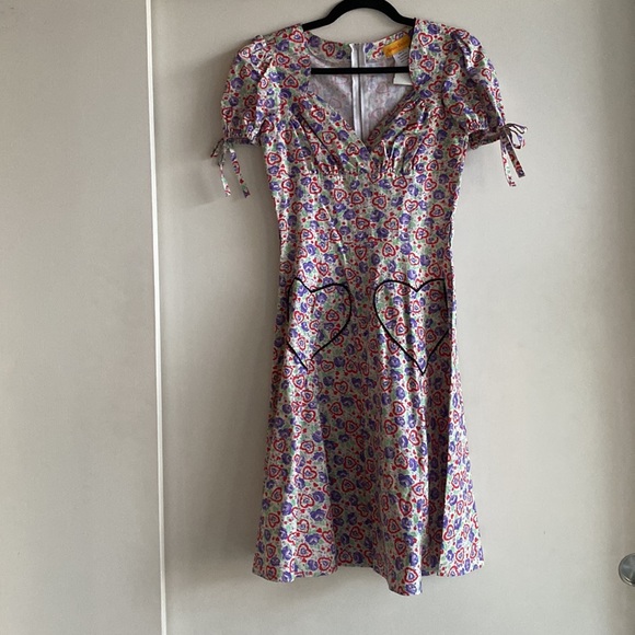 Bernie Dexter Josie Dress in Hearts Desire (Size Small) - Picture 4 of 8